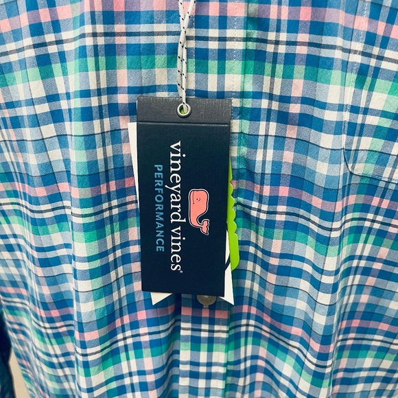 Vineyard Vines Performance Classic Fit Tucker shirt, NEW WITH TAGS - Picture 3 of 5